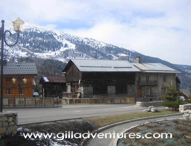 buildings in meribel